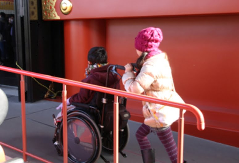 浅草・浅草寺には、「車椅子」や「ベビーカー」で入場できる？「レンタル・バリアフリー情報」01